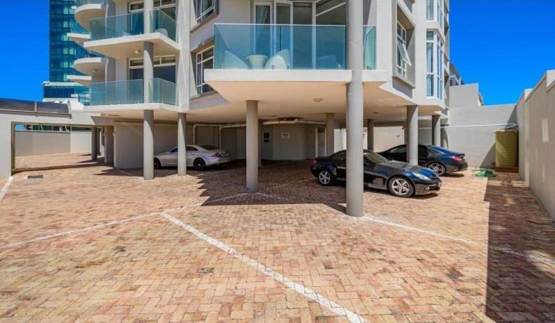 Cascades 103 Apartment Port Elizabeth Luaran gambar